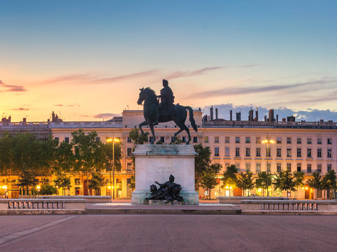 Place Belle Cour